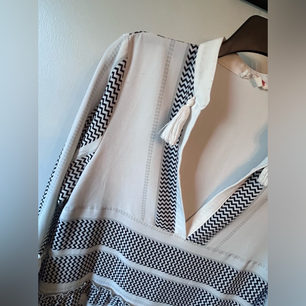 Mazik Oversized Boho Style Mini Dress with Sleeve Detailing - Picture 3 of 3
